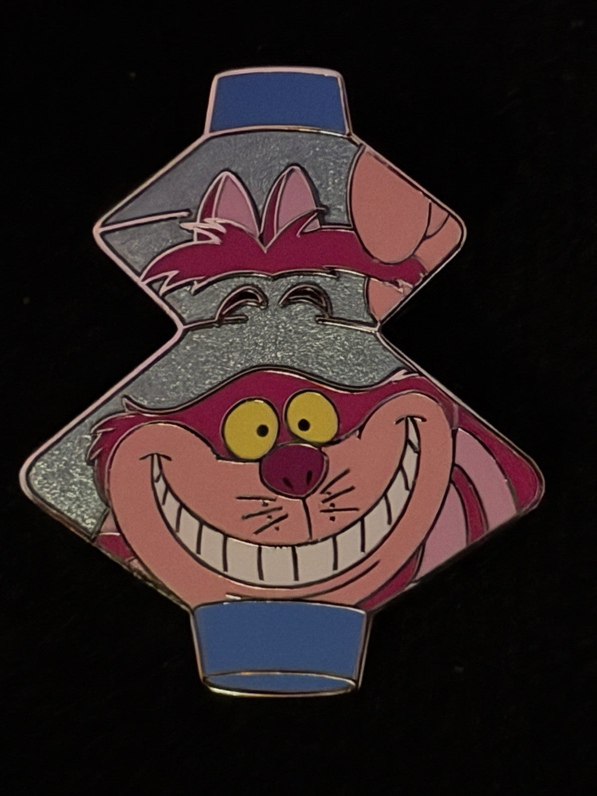 New Disney Alice in Wonderland Cheshire Cat Lantern Lamp Mystery Box Pin 2024