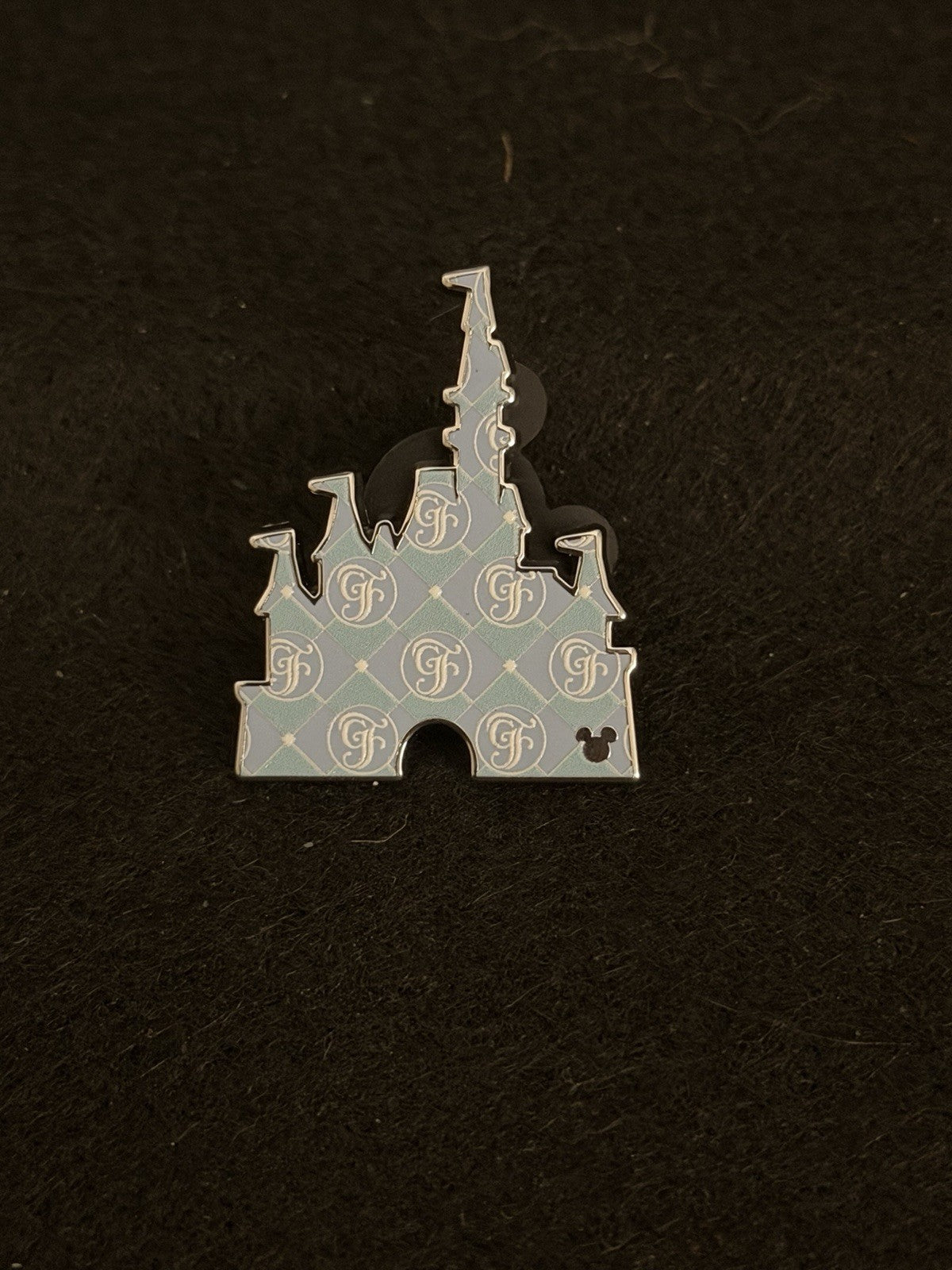 Disney WDW Hidden Mickey Grand Floridian Castle Pin 2026 Wave