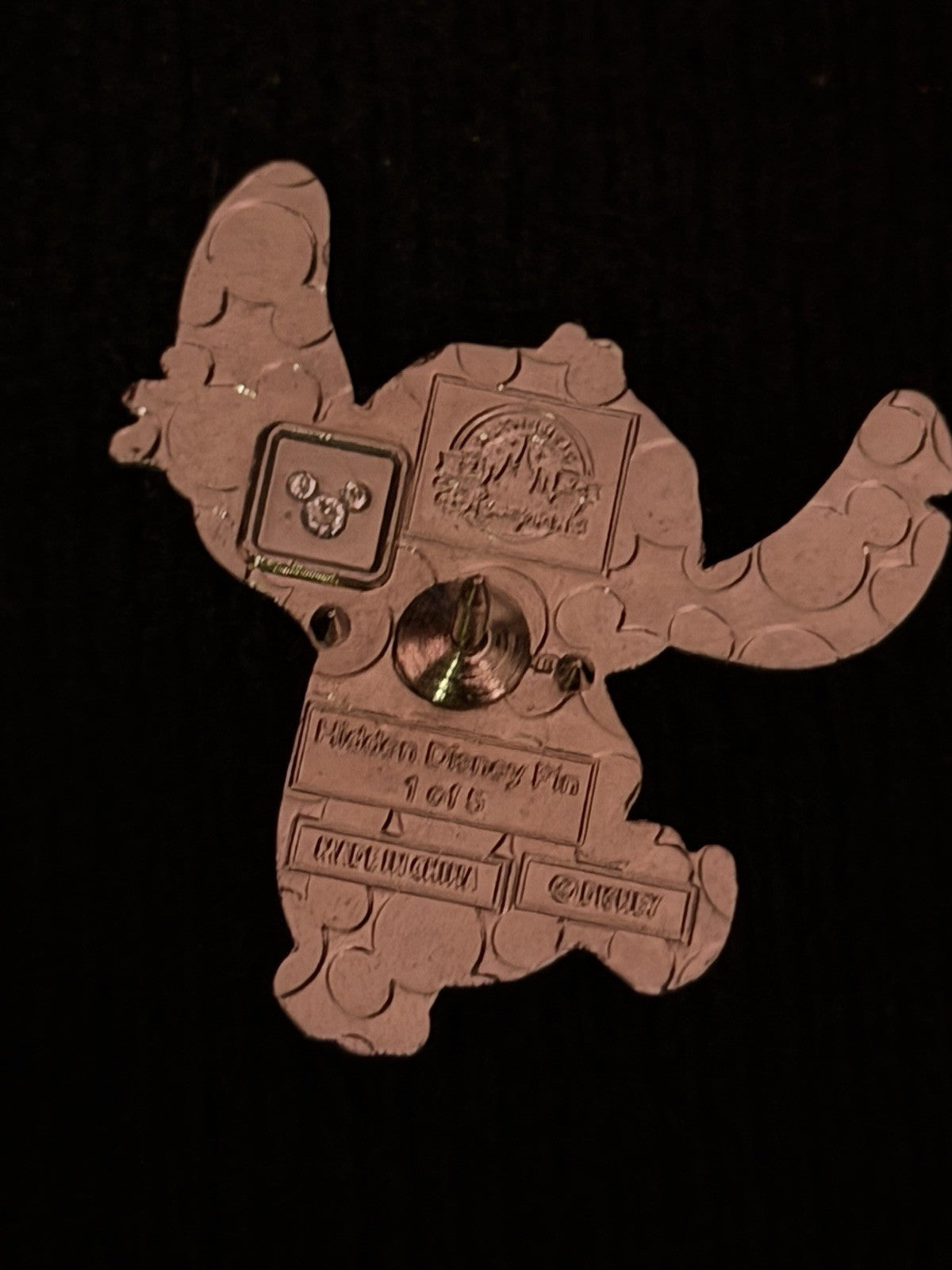 Disney Stitch Valentine’s Day Hidden Disney Holidays 2024 Pin Authentic